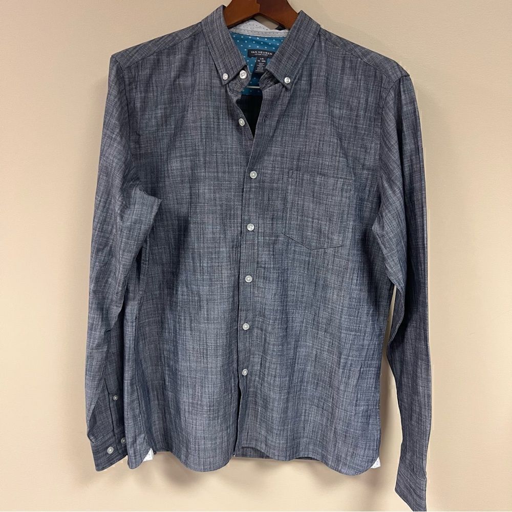 Van Heusen never tuck chambray button down L